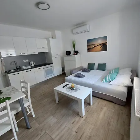 Apartamento Ruza *